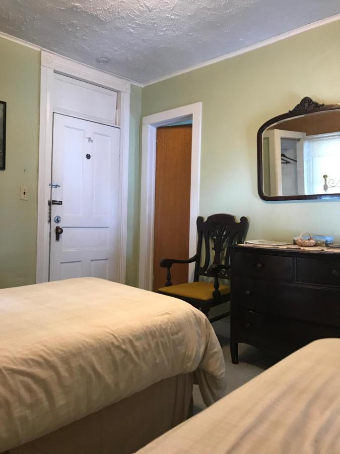 Inn At Starlight Lake & Restaurant Εξωτερικό φωτογραφία