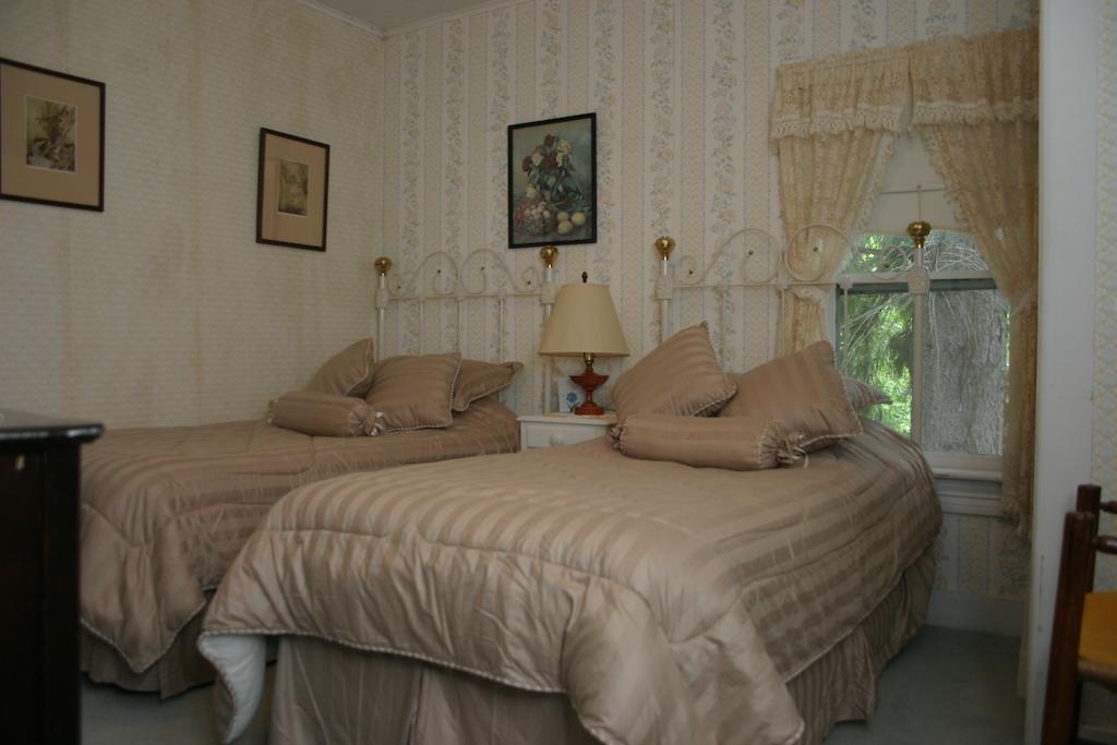 Inn At Starlight Lake & Restaurant Εξωτερικό φωτογραφία