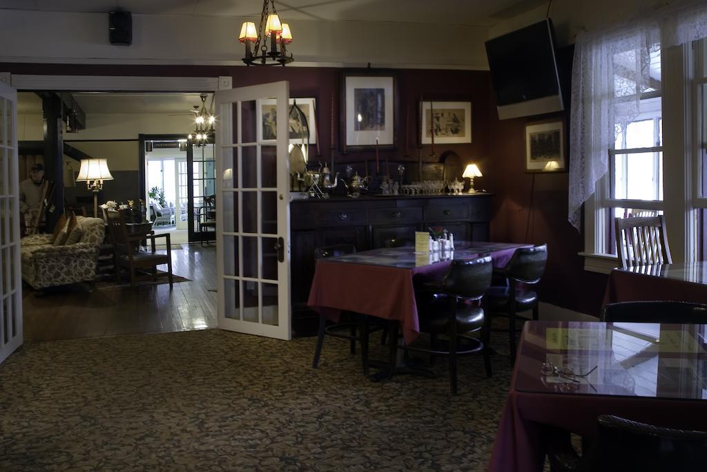 Inn At Starlight Lake & Restaurant Εξωτερικό φωτογραφία